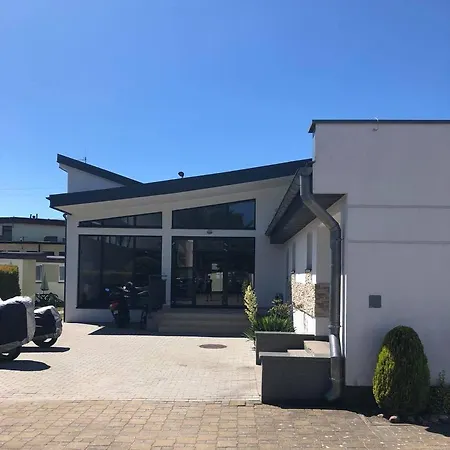 Ow Jaroszowiec Camping Łazy