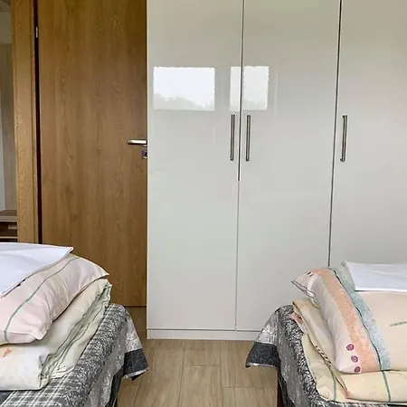 Ow Jaroszowiec * Łazy