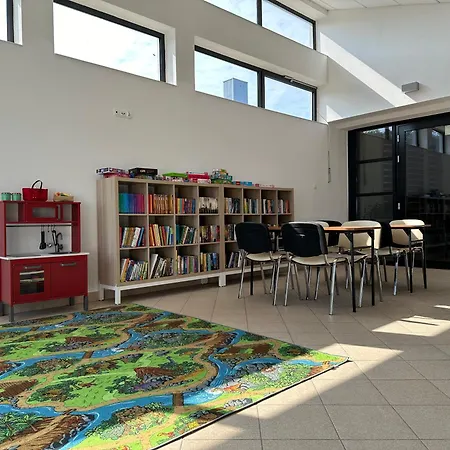 Ow Jaroszowiec Camping *