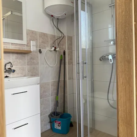 Ow Jaroszowiec Camping Łazy