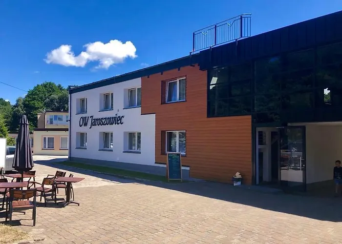 Ow Jaroszowiec Camping *