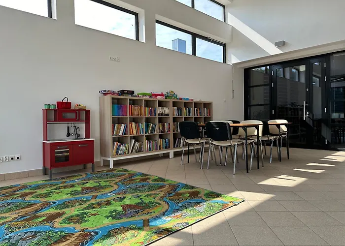 Ow Jaroszowiec Camping *